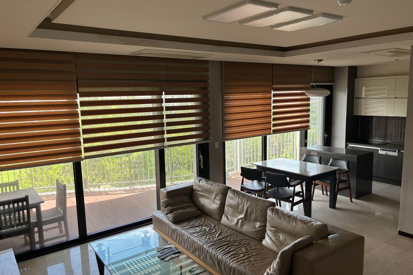 JJ 스테이 2번째 이미지