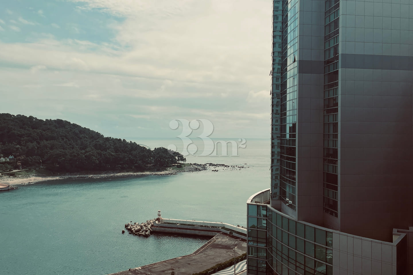 Charming Haeundae accommodation with an ocean 1th image