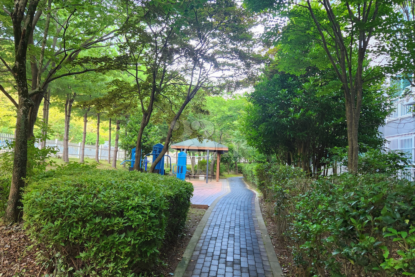 Geoje Island Short-term Rental 401 19th image