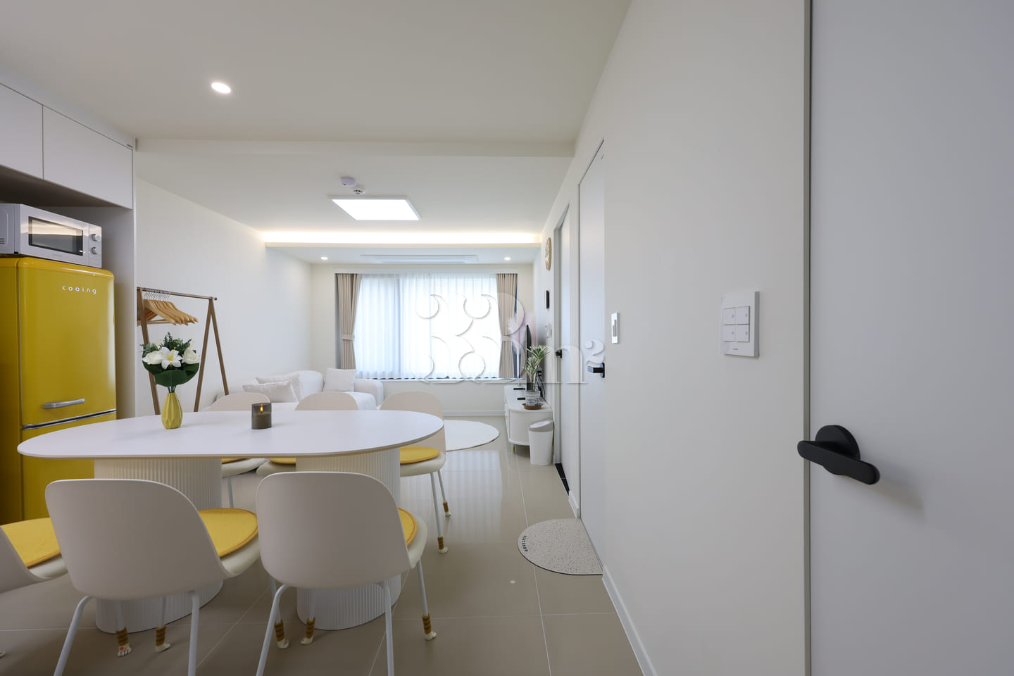 Fully furnished 2-bedroom unit near DMC 1th image