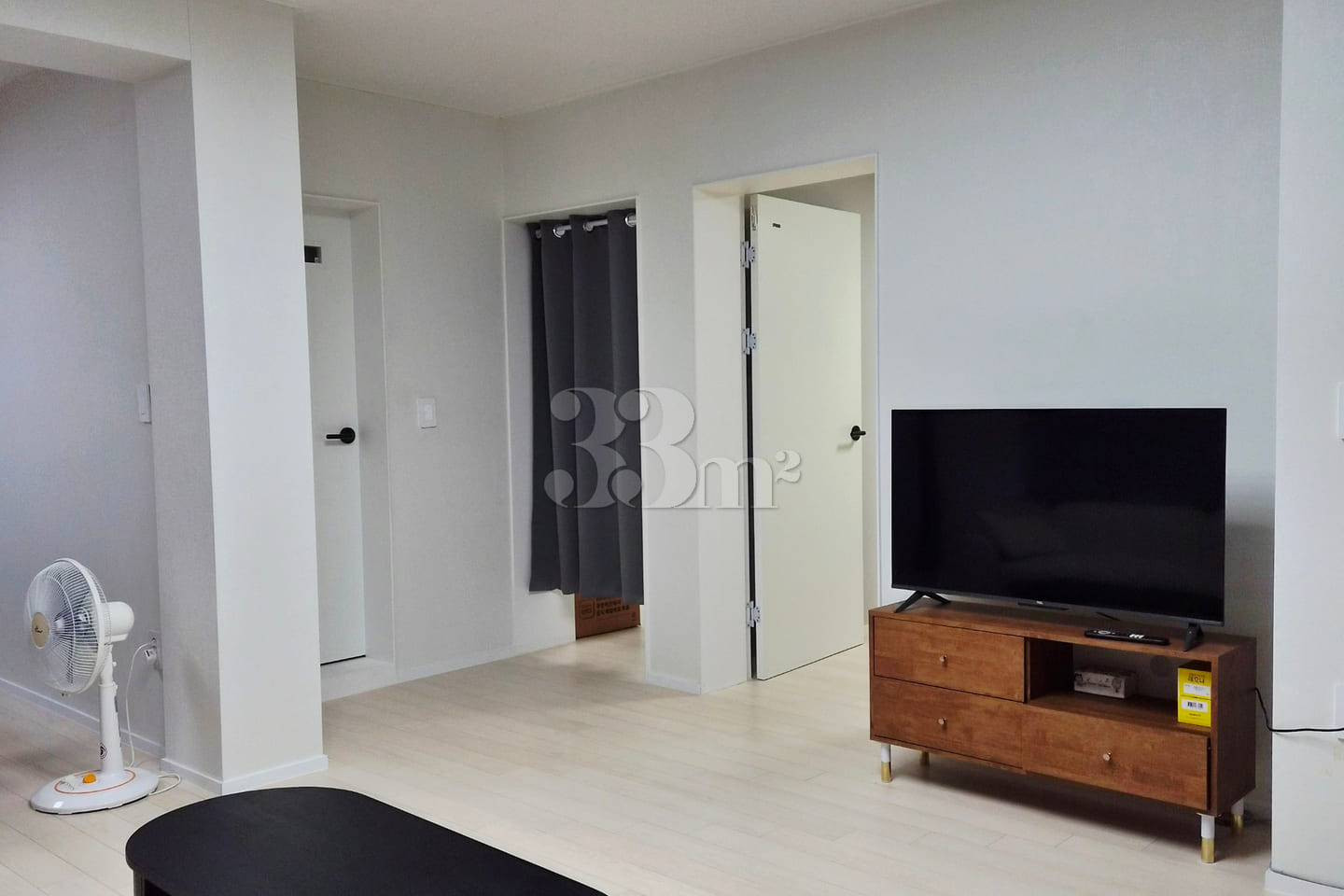 21-pyeong, fully furnished, for multiple peop 3th image