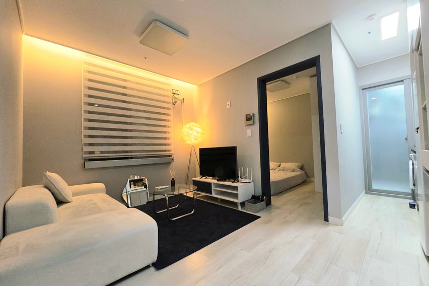 지하철1분 방1거실1