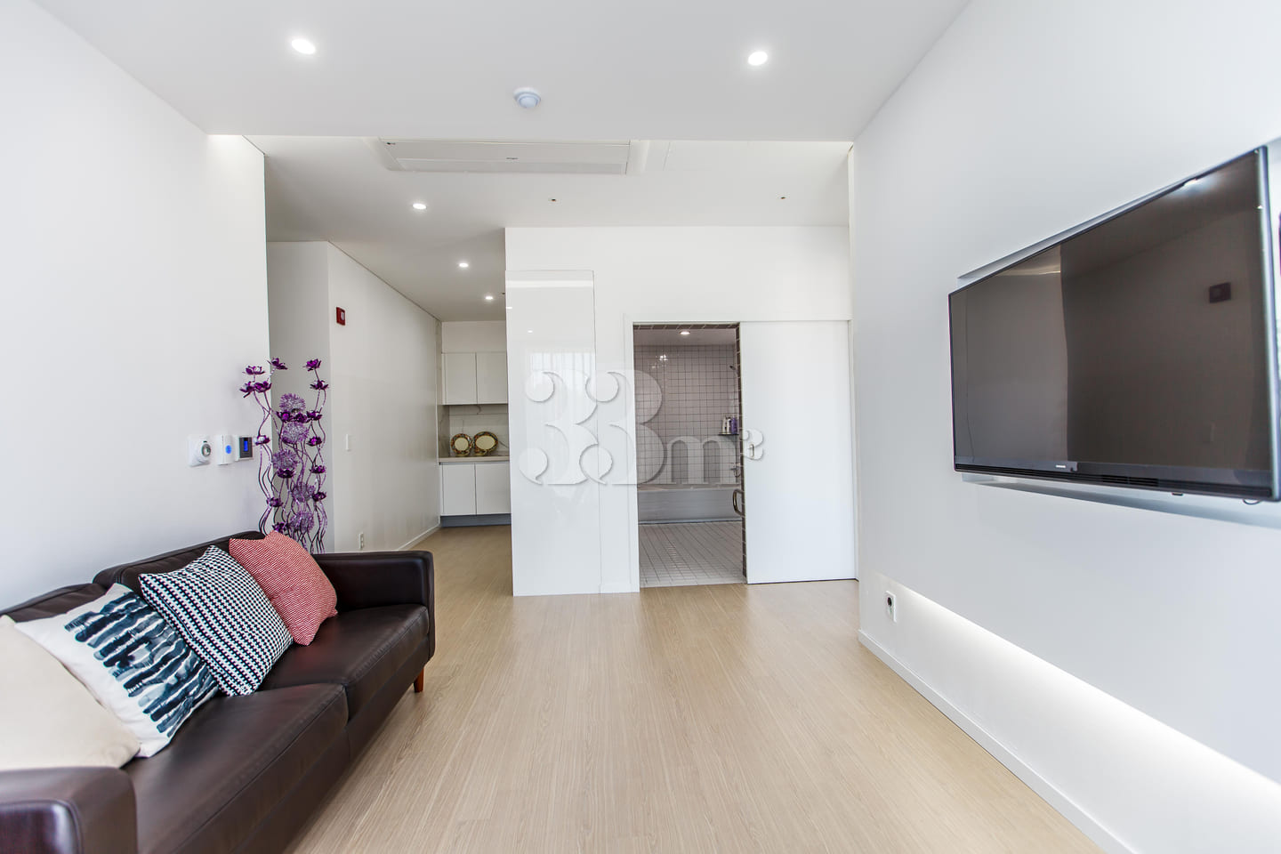 Room with living room, 1 minute from Hyeopjae 9th image