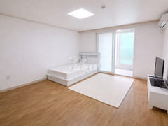 Studio apartment in central Seosan 5th image