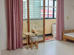 The Yellow House in Bangnim-dong 0th image
