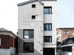 Charming studio apartment 9th image