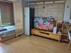 Fully furnished 15-pyeong officetel 2th image