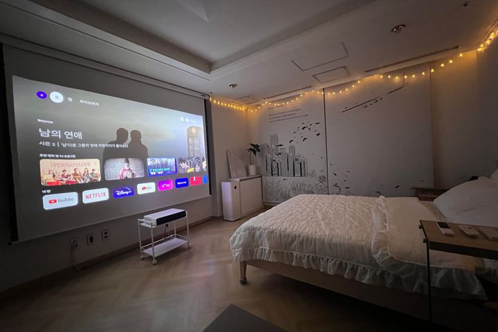 Movie room 11th image
