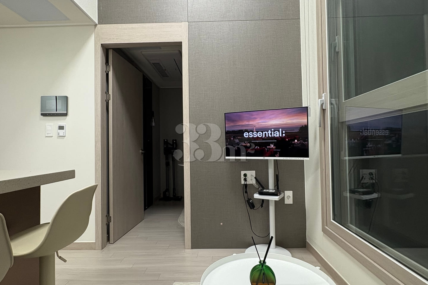Newly built, prime location right next to Ara 7th image