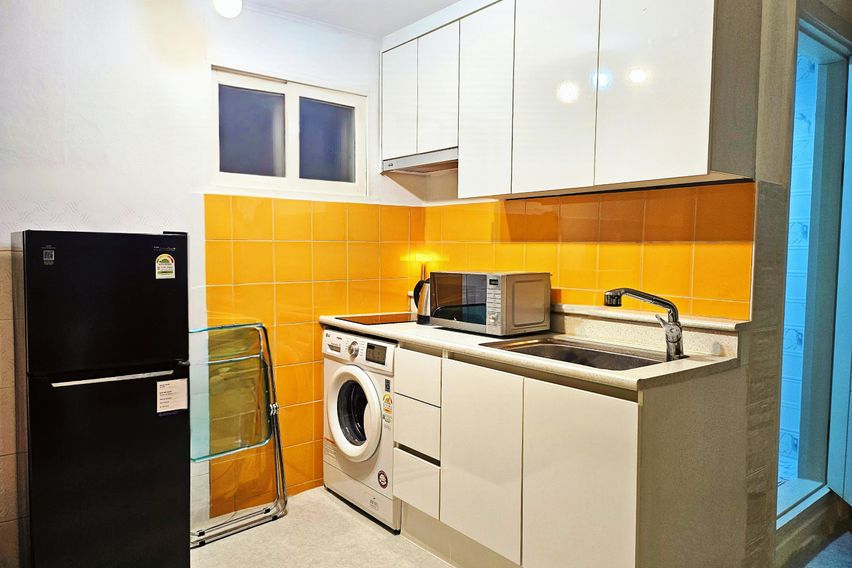 홍대역3분/3인/세탁기