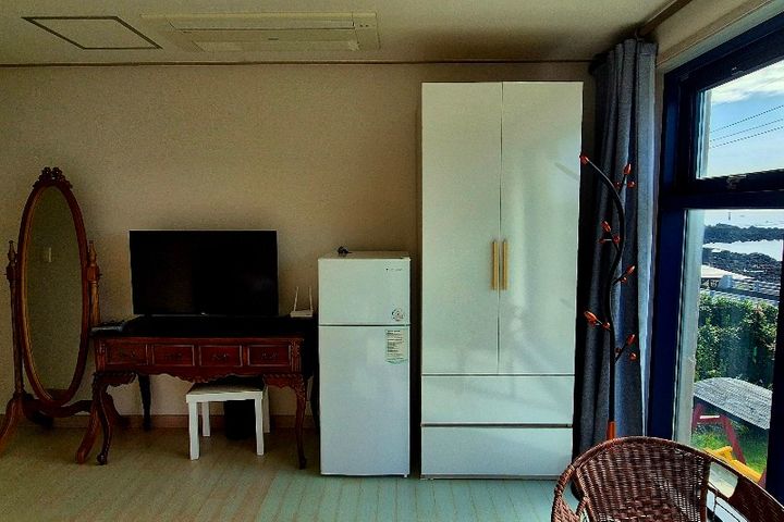 Room 202 with a nice ocean view 10th image