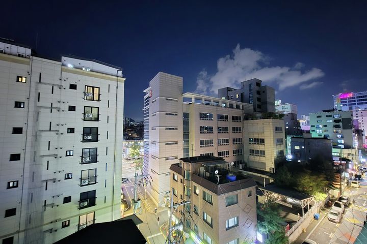 Sillim Sun-filled 2-Room Unit ☀️ 17 Minutes t 10th image
