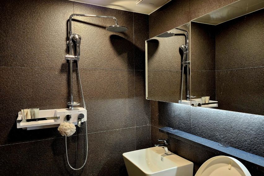 전통과 현대의 2집 8번째 이미지