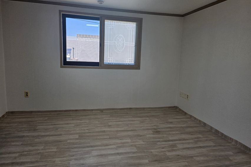 로얄하우스 205호