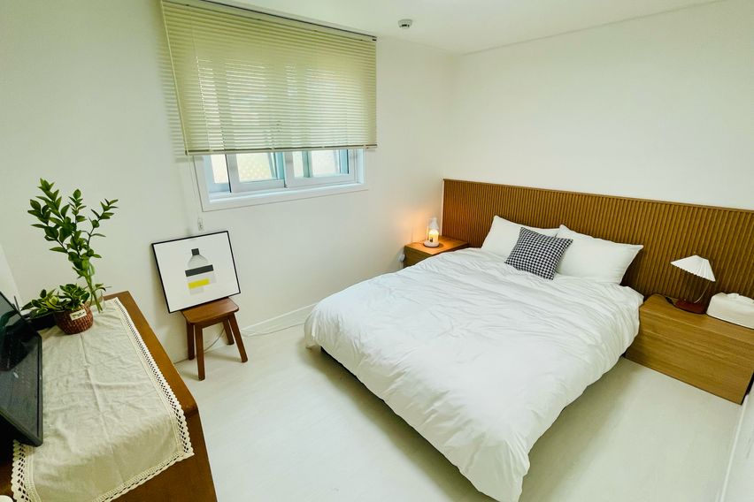 예쁜 다락방쓰리룸 5인