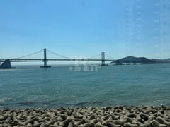 Gwangalli Officetel with an Ocean View 9th image