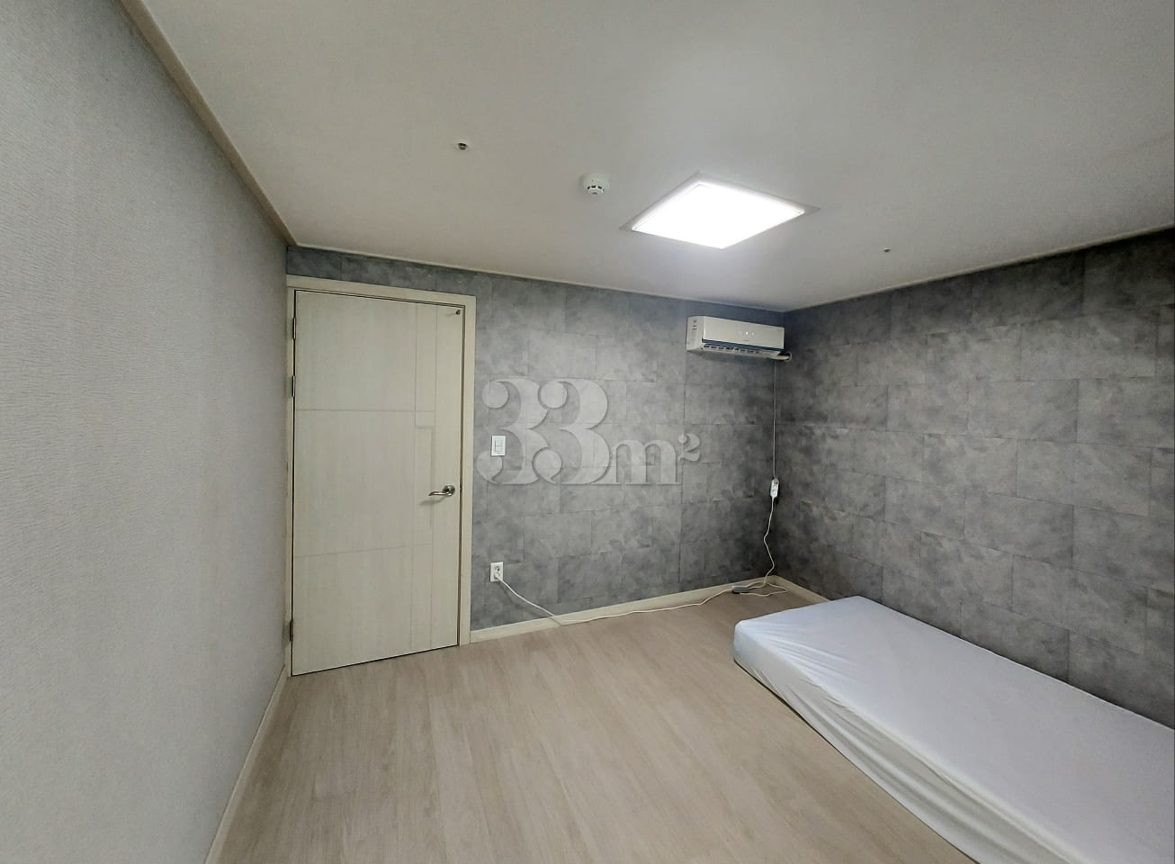 Juyoung 83 #Bupyeong 2-Room Unit 1th image