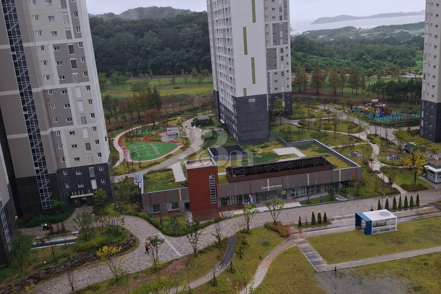 앞바다 뒤 산 2번 3번째 이미지