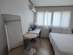 Konkuk University, 3 minutes, spacious and op 2th image