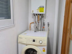 Neat studio apartment in Sanho-dong 4th image