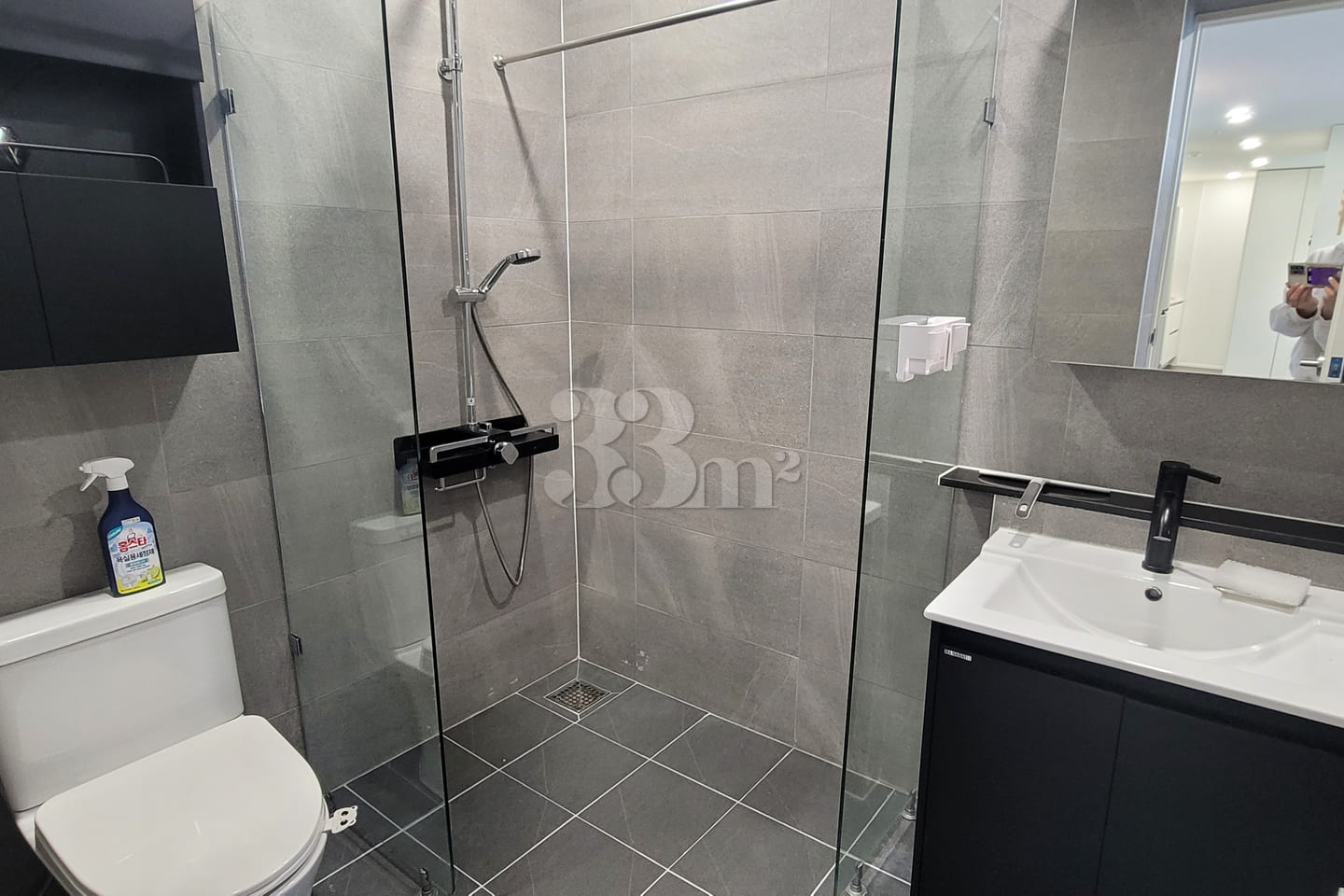 3-room unit near Suwon Station and Maegyo Sta 4th image