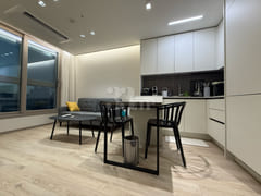 Modern & Clean 0th image