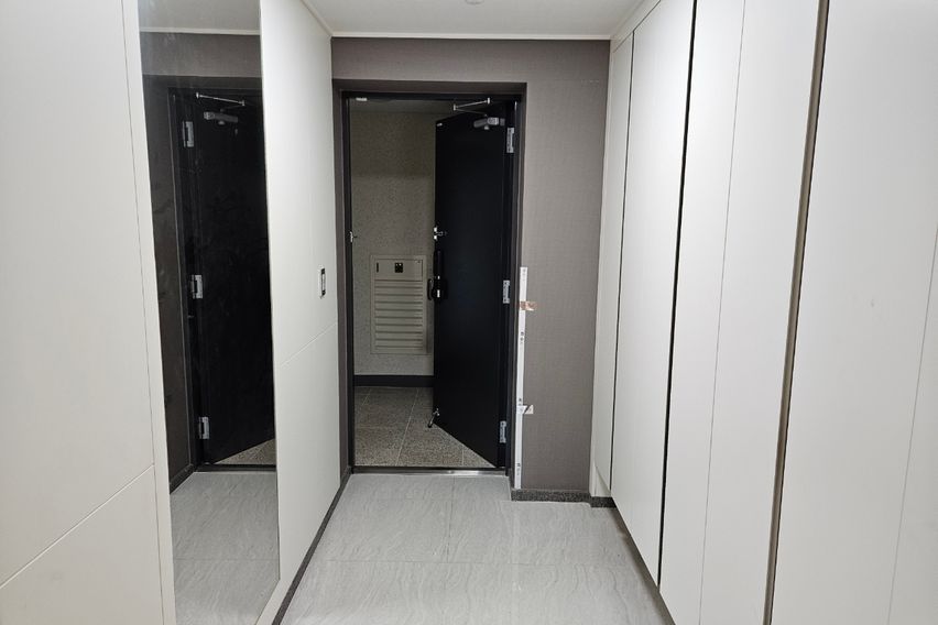 최신축아파트,큰방4개