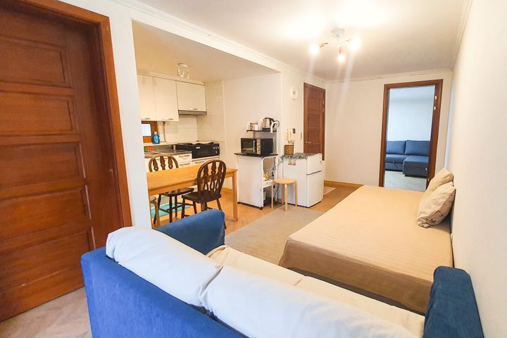15-pyeong, two-room apartment, 5 minutes from 0th image