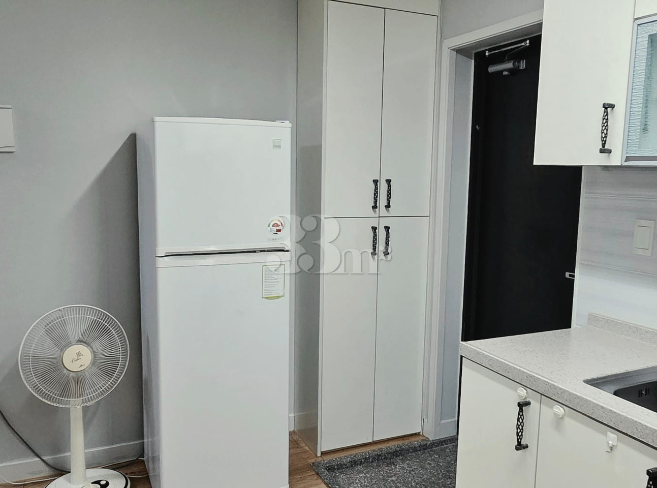 Two-room unit with a living area; short-term  7th image