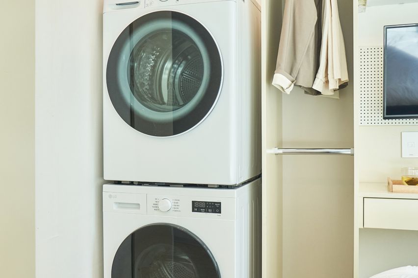 서울대입구역 211호