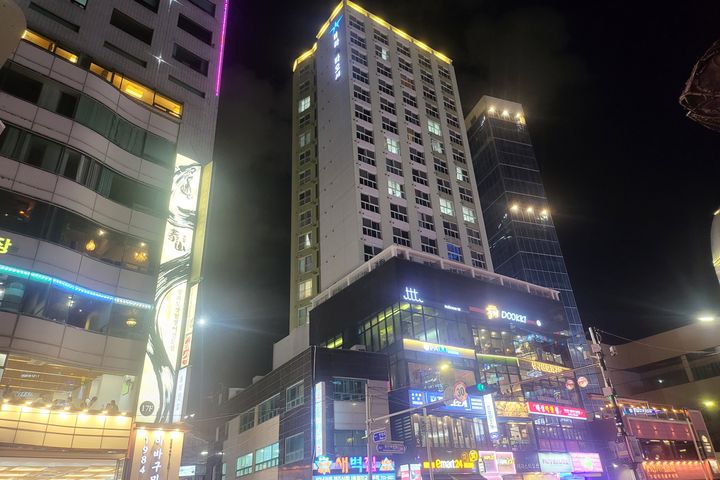 광안리 해수욕장 바로앞 14번째 이미지