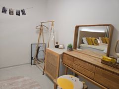 Cozy home with great natural light and a grea 7th image