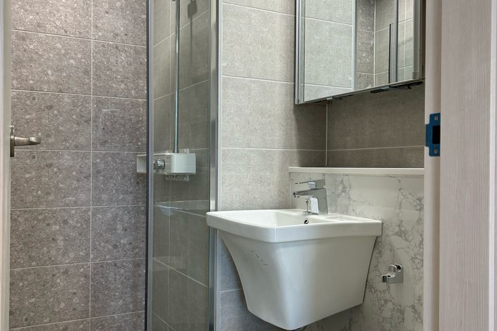 Newly built 24-pyeong apartment in Juan 5th image