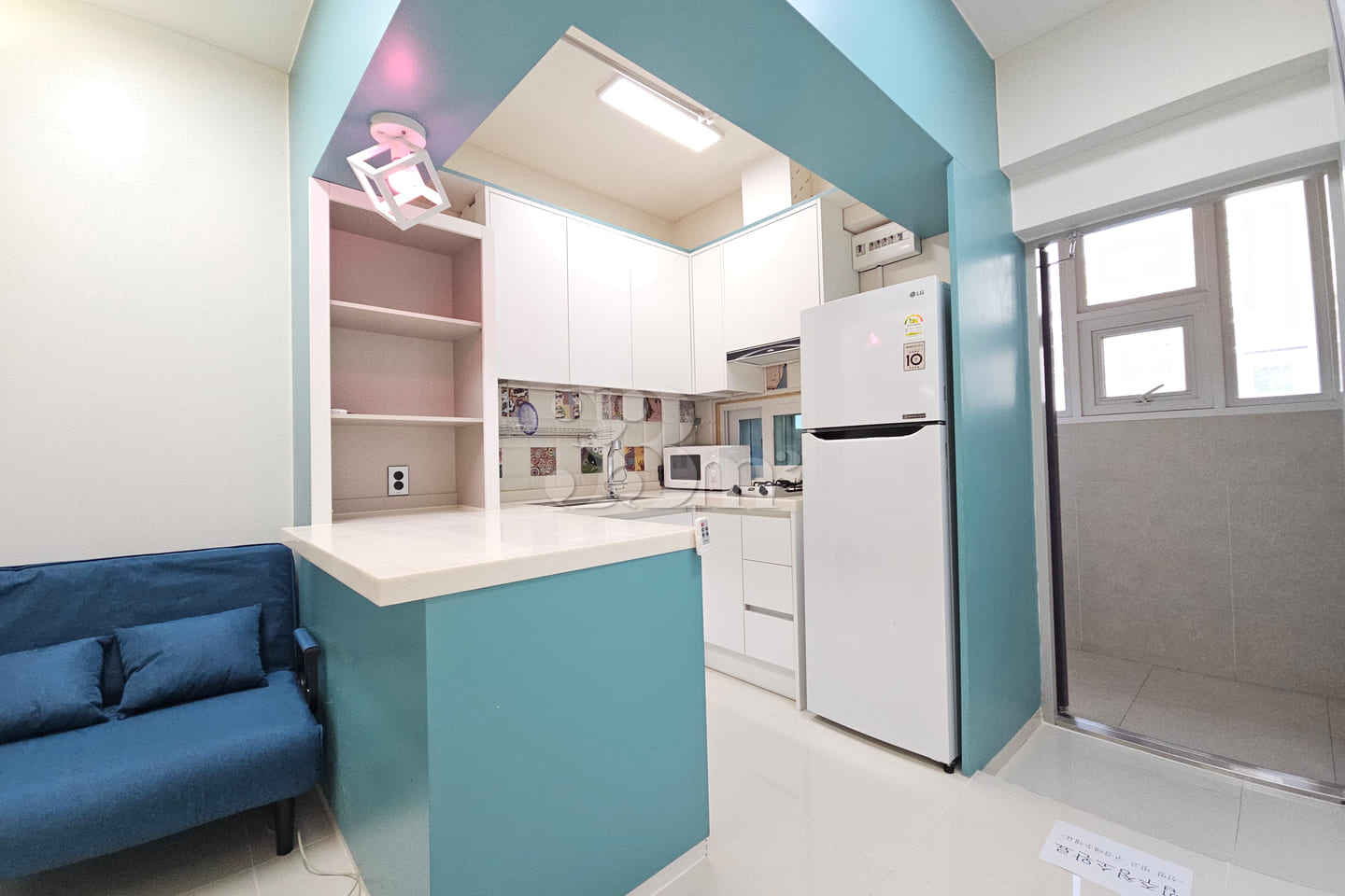 Newly built, fully furnished studio with a lo 11th image