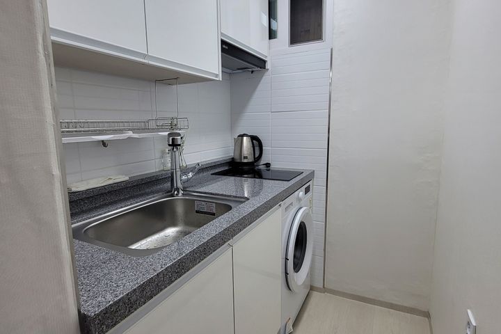 👨✈️ Great-value 2-room apartment near Gyeong 9th image