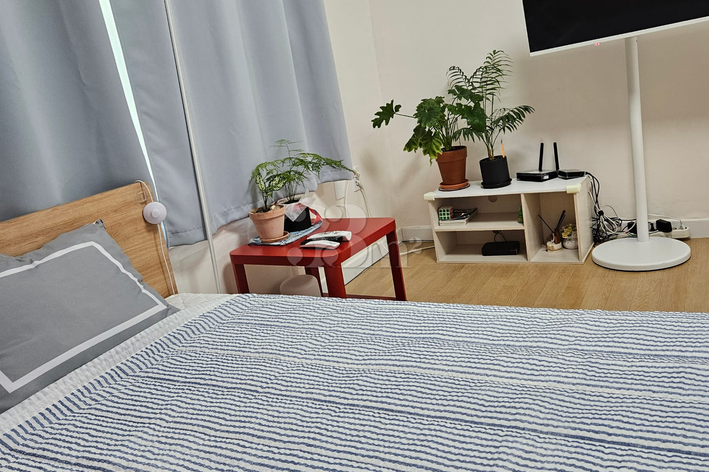 Clean two-room apartment with parking in Hong 5th image