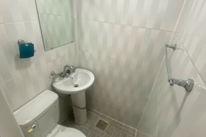 Uijeongbu Station, fully furnished, short-ter 4th image