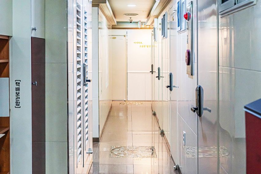 금릉역2분디럭스룸(큰방 7번째 이미지