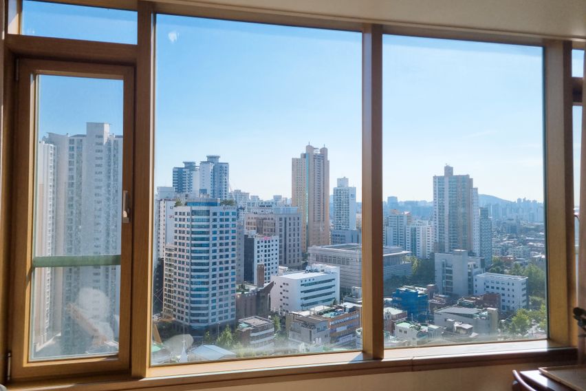 씨티뷰 채광가득 넓은방