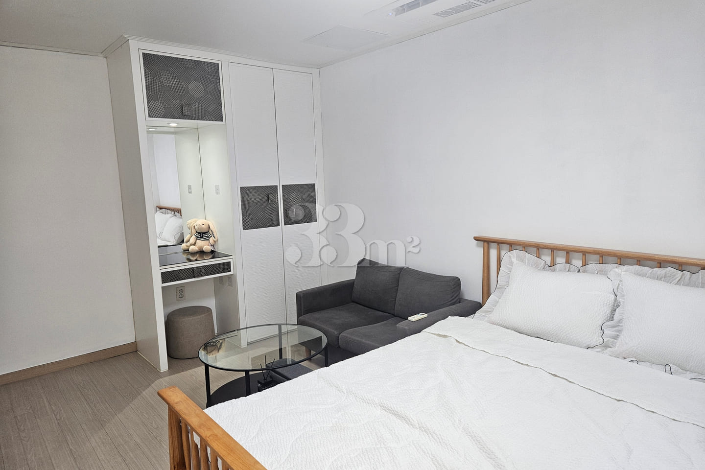 ☆Special Offer: Fully Furnished 2-Room Unit i 4th image