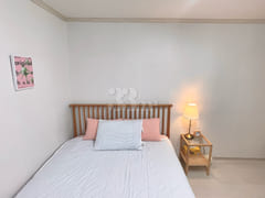 Cozy House in Gyeongnidan-gil 2th image