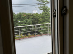 Studio apartment with a terrace near the back 6th image