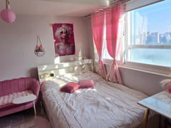 Perfect rating! Beautiful 2-bedroom unit. 0th image