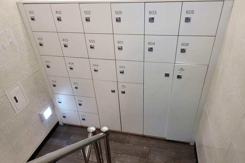 신촌3분홍대10분303