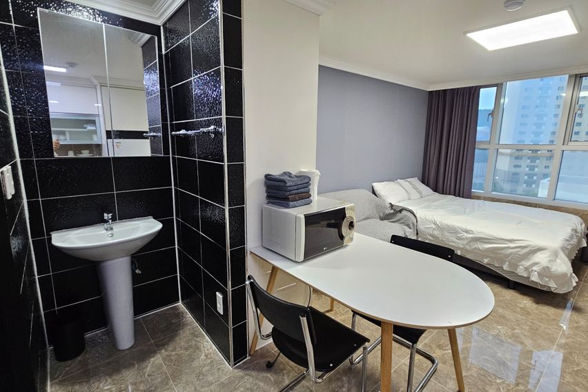 부산두실역원룸F