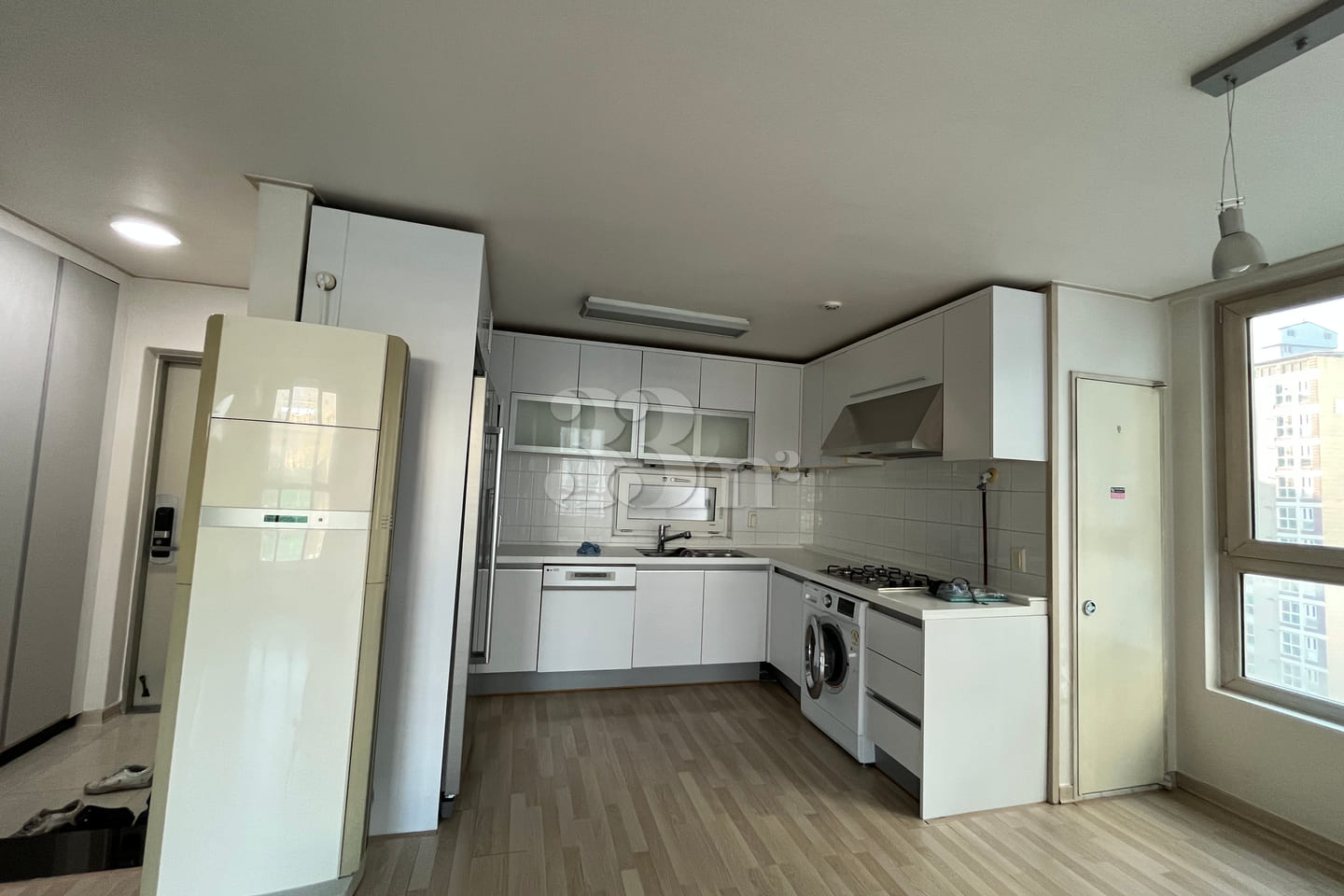 Apartment-like accommodation near a subway st 1th image