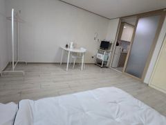 🚵‍♂️🫰가재울길 단기임대 1번째 이미지