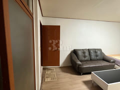 Room 105 2th image
