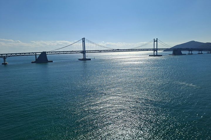 Full ocean view of Gwangalli 16th image
