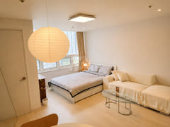 Jamsil Saenae – fully renovated and spotless. 4th image